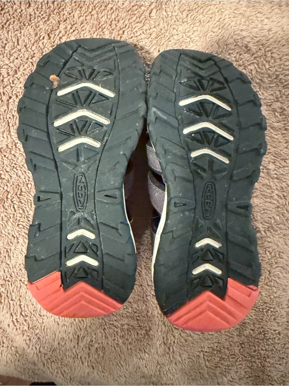 Keen Kids Gray and Red Closed-Toe Sport Sandals - toddler 11